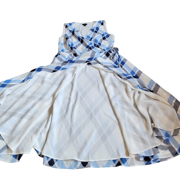 Ann Taylor size 4 blue white plaid midi wrap dress preppy festival ethereal - Picture 2 of 10